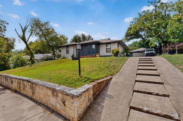 3023 Lasca Street, Dallas, TX 75227