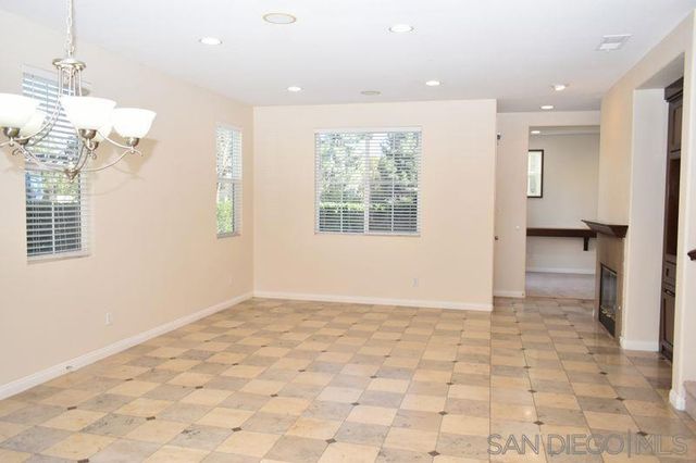 1437 Caminito Sicilia, Chula Vista, CA 91915