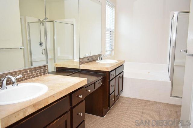 1437 Caminito Sicilia, Chula Vista, CA 91915