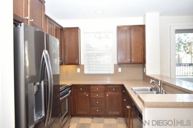 1437 Caminito Sicilia, Chula Vista, CA 91915