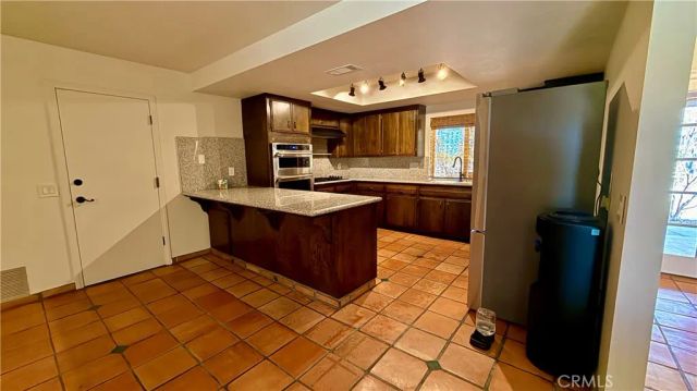 2342 W Avenue North, Palmdale, CA 93551