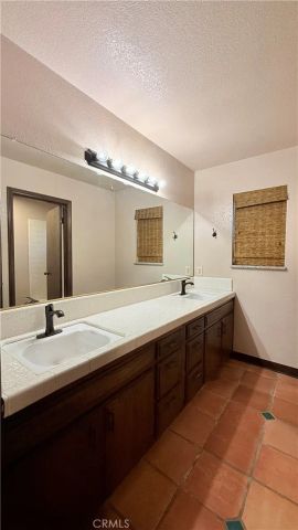 2342 W Avenue North, Palmdale, CA 93551