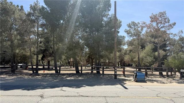2342 W Avenue North, Palmdale, CA 93551