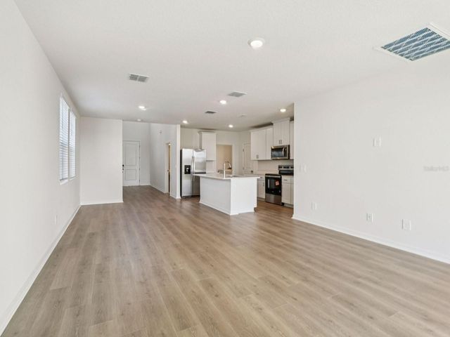 1548 BREKEY WAY, Zephyrhills, FL 33541