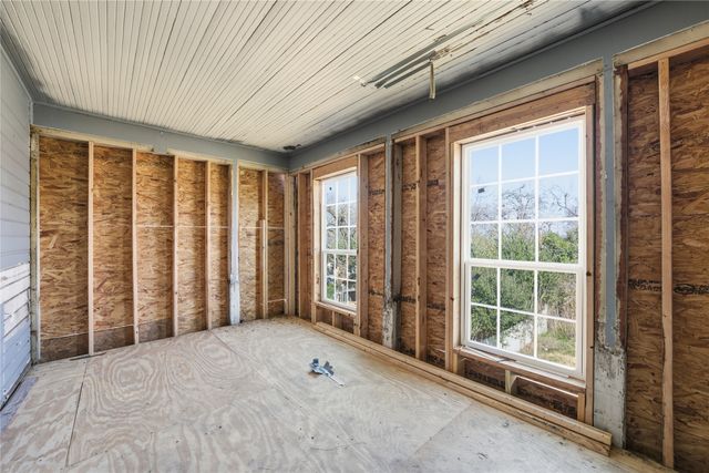 707 N 15th Street, Waco, TX 76707