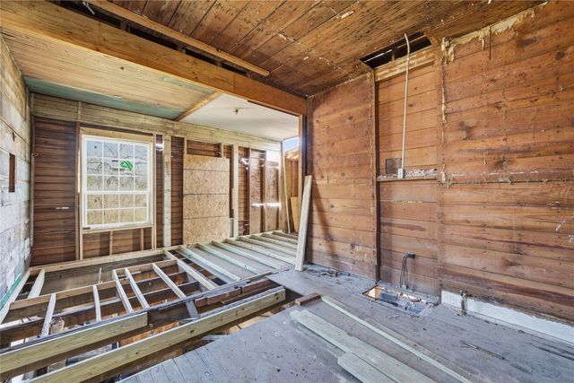 707 N 15th Street, Waco, TX 76707