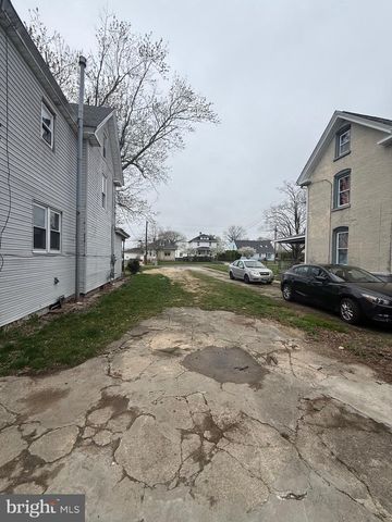 735 S SEVENTH ST, Vineland, NJ 08360