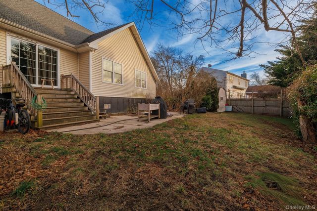 12 Summit Street, East Patchogue, NY 11772