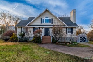 12 Summit Street, East Patchogue, NY 11772
