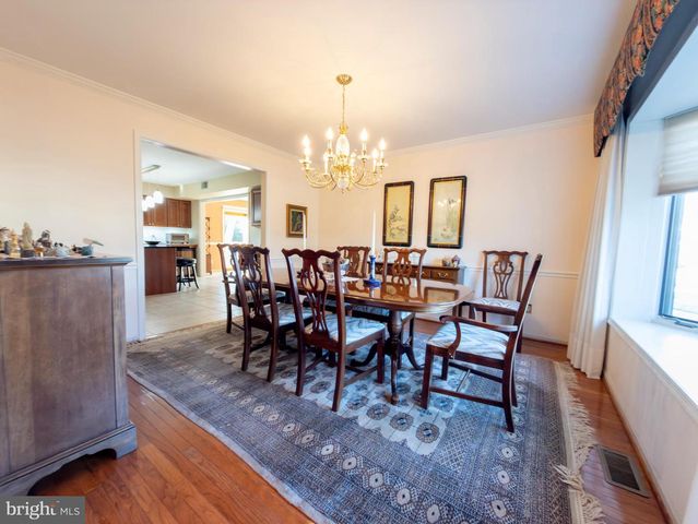 1016 WINDING RIVER LN, Phoenixville, PA 19460