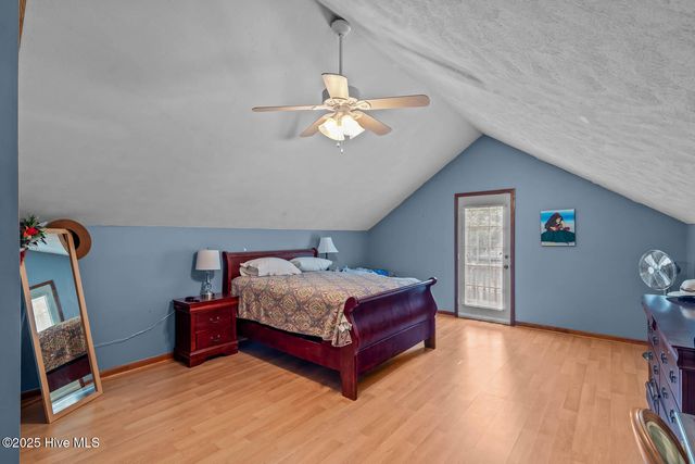 527 Highway 172, Hubert, NC 28539