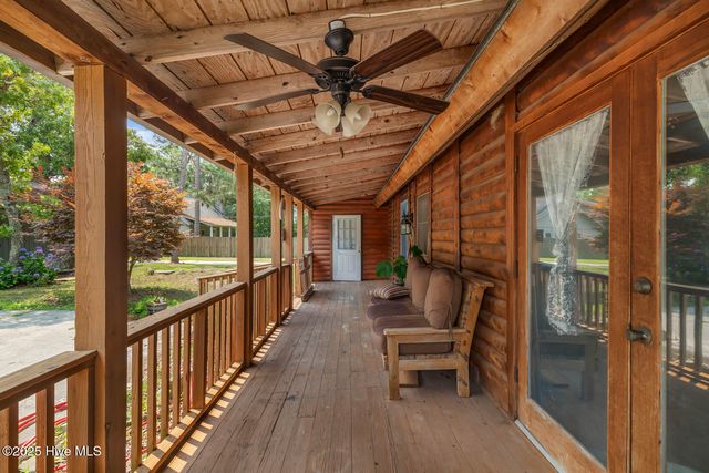 527 Highway 172, Hubert, NC 28539