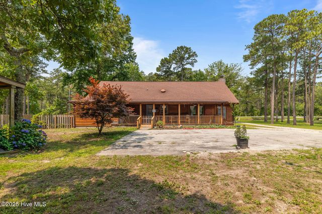 527 Highway 172, Hubert, NC 28539