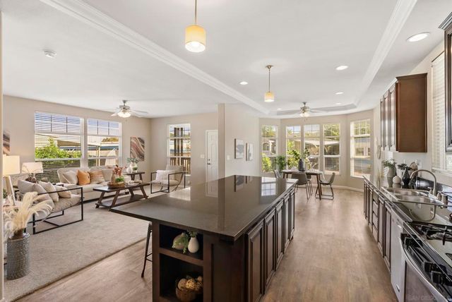 1286 Discovery St SPC 148, San Marcos, CA 92078