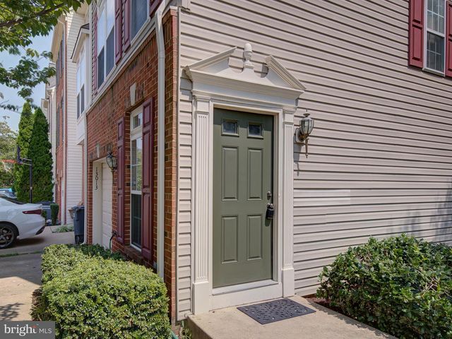 13013 CORDELIA CT, Woodbridge, VA 22192