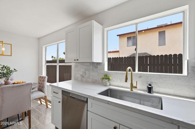 19220 N 14TH Street, Phoenix, AZ 85024