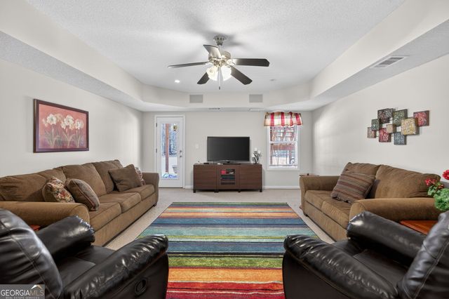 143 Autumn Run Place, Villa Rica, GA 30180