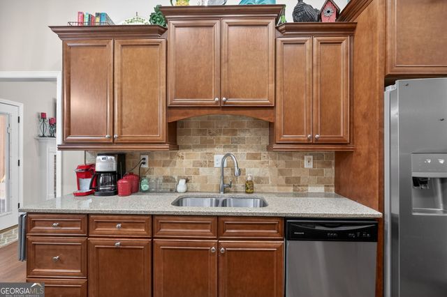 143 Autumn Run Place, Villa Rica, GA 30180