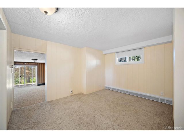 8475 Red Spring Valley Rd, Colorado Springs, CO 80919
