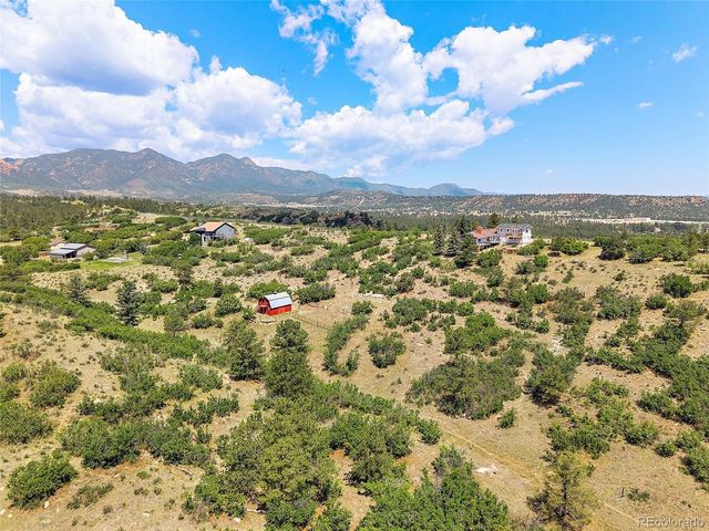 8475 Red Spring Valley Rd, Colorado Springs, CO 80919