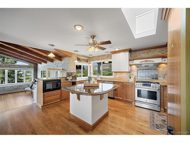 8475 Red Spring Valley Rd, Colorado Springs, CO 80919