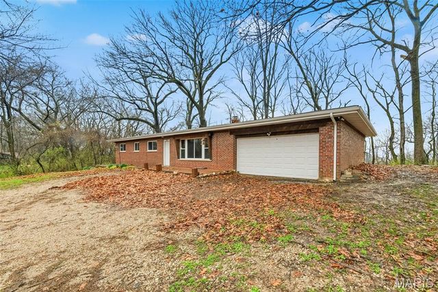 1227 Teson Road, Hazelwood, MO 63042