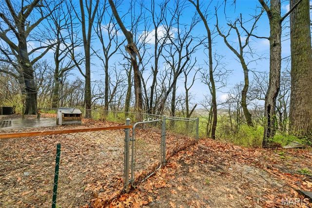 1227 Teson Road, Hazelwood, MO 63042