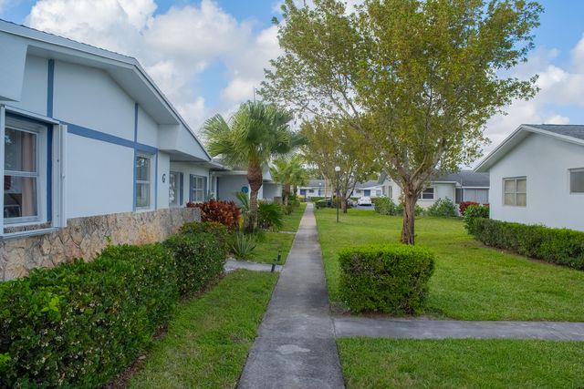 2683 W Emory Dr Drive W H, West Palm Beach, FL 33415