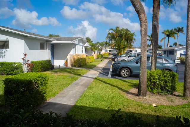 2683 W Emory Dr Drive W H, West Palm Beach, FL 33415