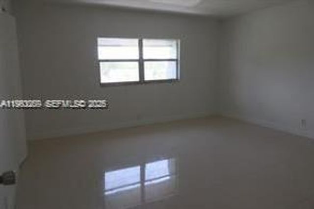 2021 NW 59th Ter 0, Lauderhill, FL 33313