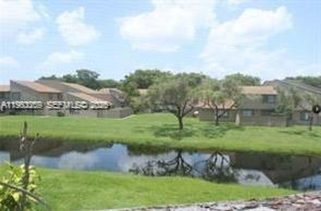 2021 NW 59th Ter 0, Lauderhill, FL 33313