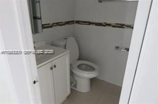 2021 NW 59th Ter 0, Lauderhill, FL 33313