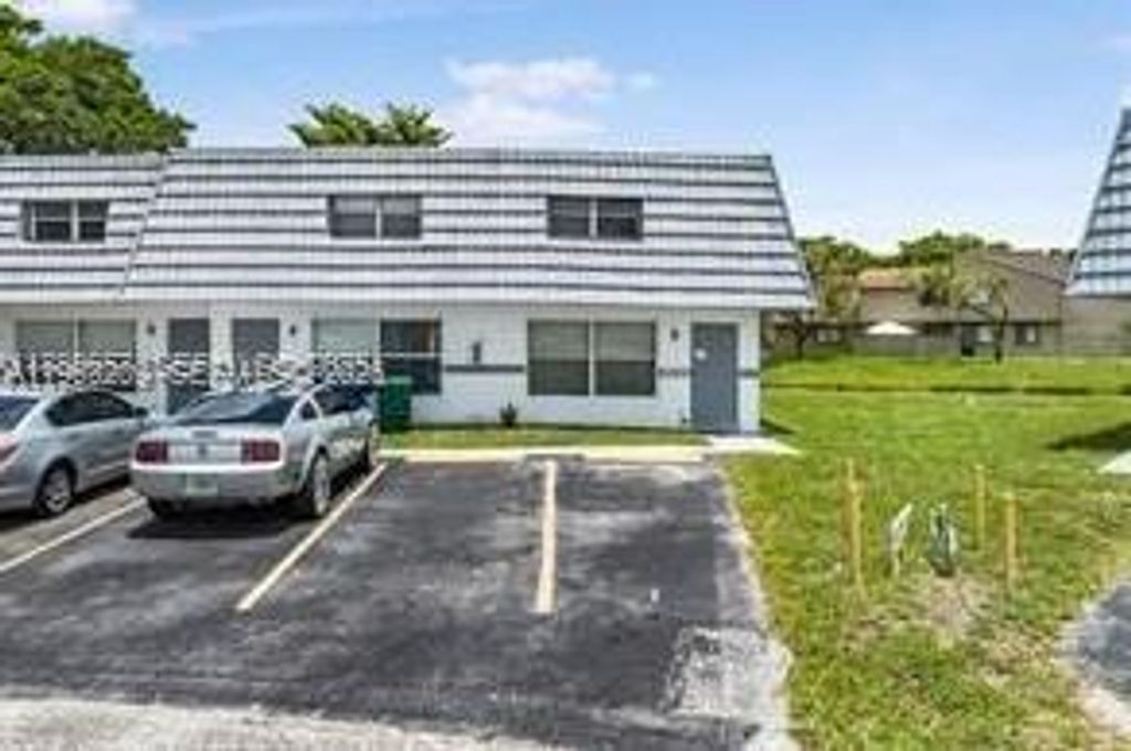 2021 NW 59th Ter 0, Lauderhill, FL 33313