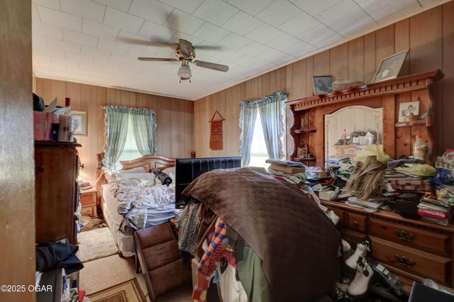 431 S Orner Street, Carthage, MO 64836