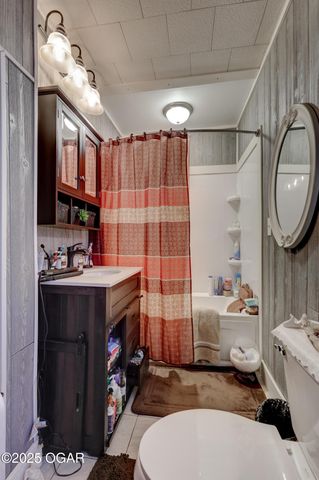 431 S Orner Street, Carthage, MO 64836