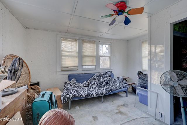 431 S Orner Street, Carthage, MO 64836