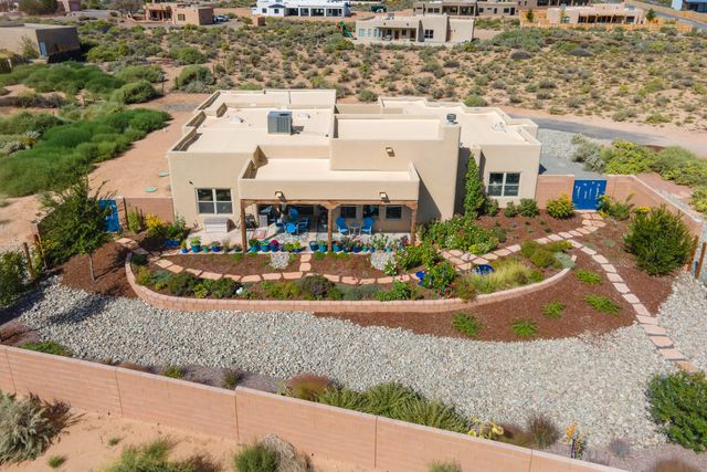 953 Camino Sin Pasada, Corrales, NM 87048