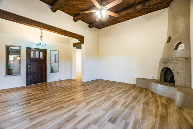 953 Camino Sin Pasada, Corrales, NM 87048