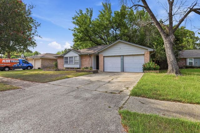 4118 Pinebridge Lane, Spring, TX 77388