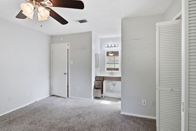 4118 Pinebridge Lane, Spring, TX 77388