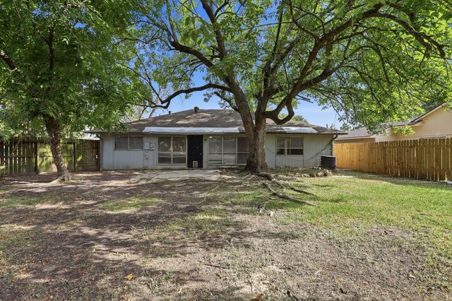 4118 Pinebridge Lane, Spring, TX 77388