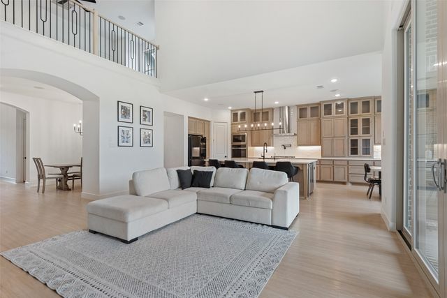 708 Bluestem Drive, Aubrey, TX 76227