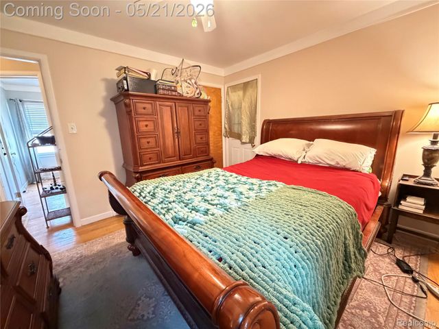 135 S Lafayette Street, Dearborn, MI 48124