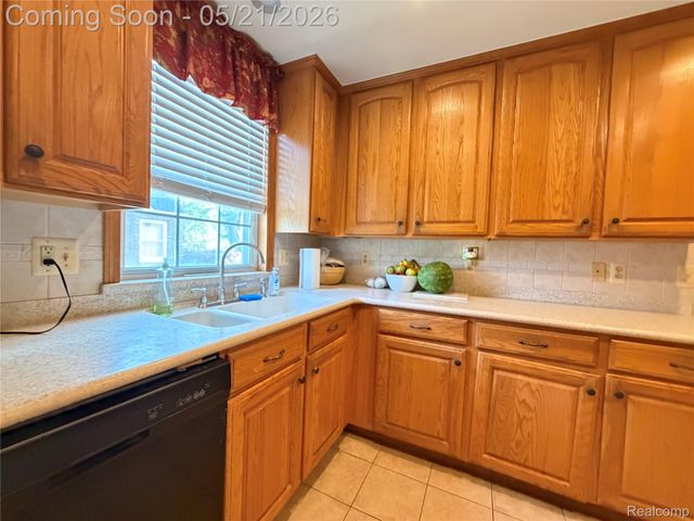 135 S Lafayette Street, Dearborn, MI 48124