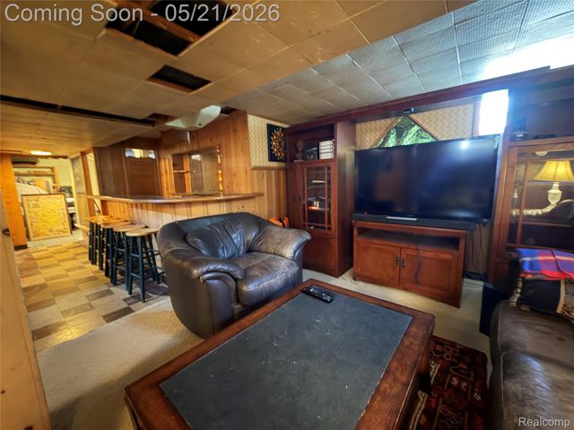 135 S Lafayette Street, Dearborn, MI 48124