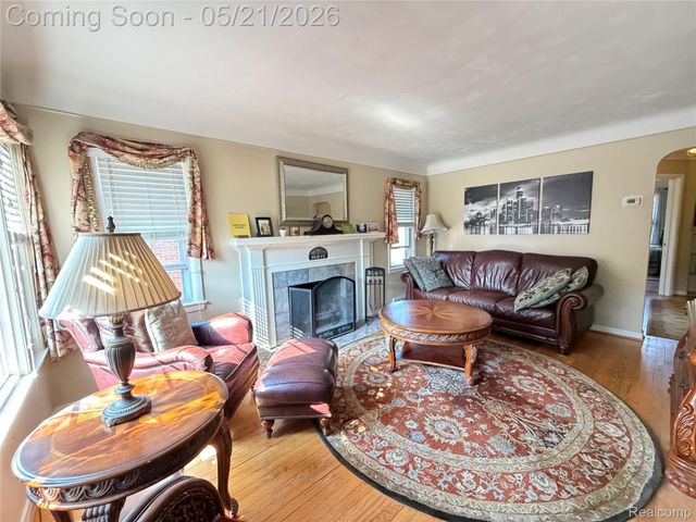 135 S Lafayette Street, Dearborn, MI 48124