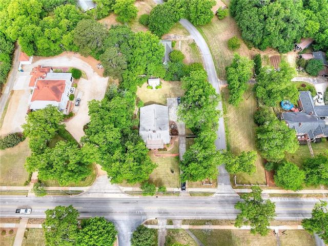 317 N Cherokee Rd, Social Circle, GA 30025