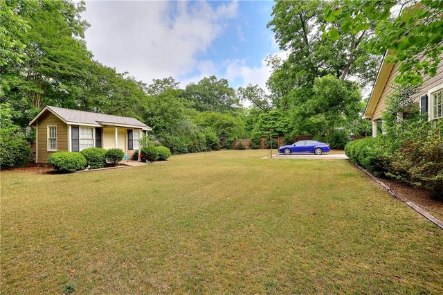 317 N Cherokee Rd, Social Circle, GA 30025