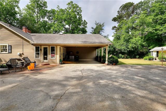 317 N Cherokee Rd, Social Circle, GA 30025