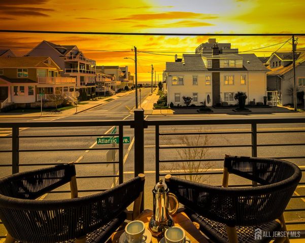 6709 Atlantic Avenue, Ventnor, NJ 08406